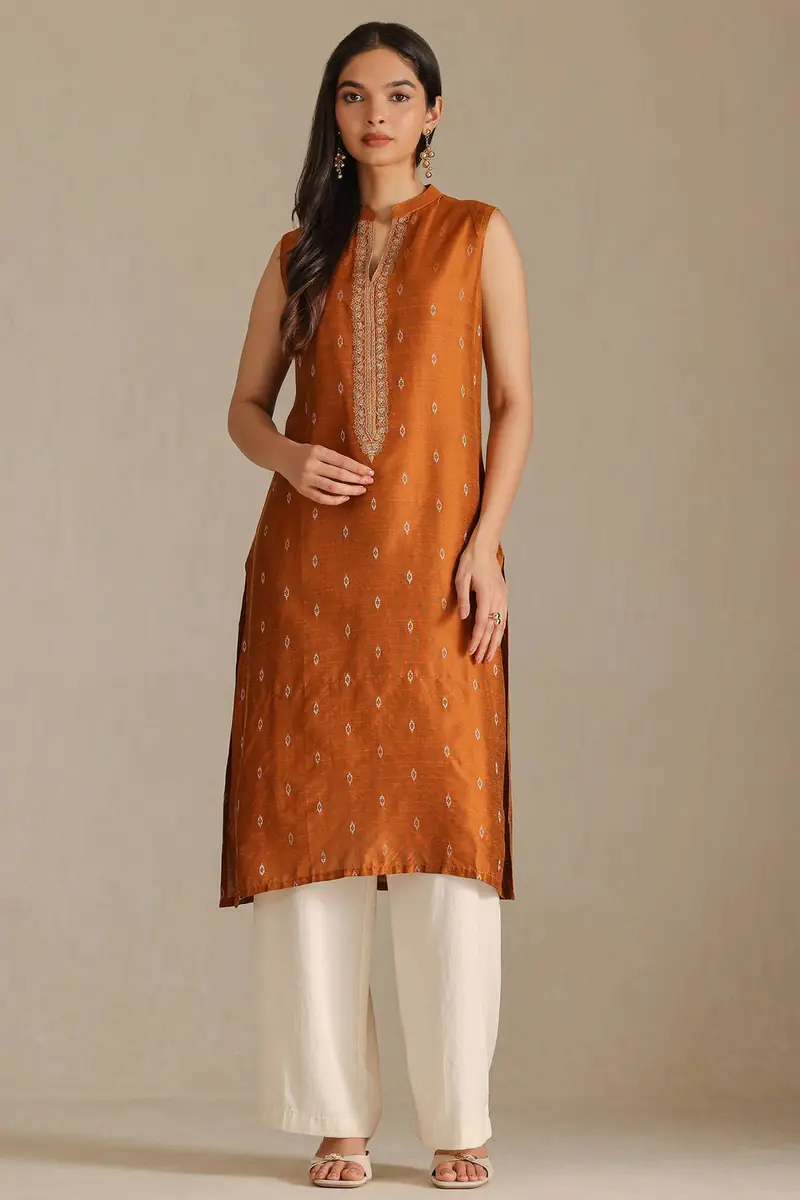 Mustard Viscose Blend Woven Design Kurta With Zari